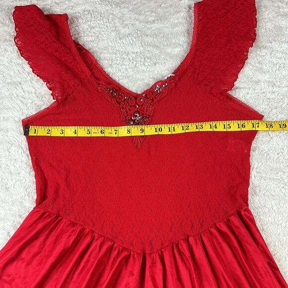 Vintage Cinema Etoile red lace and satin maxi slip, size large - Picture 7 of 10